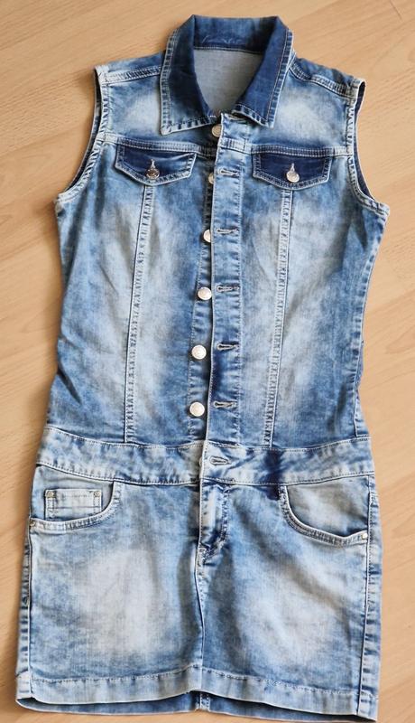 Riflové minišaty, 36