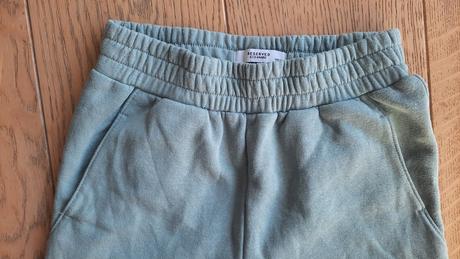 Dievčenske tepláčiky v140 reserved, reserved,140