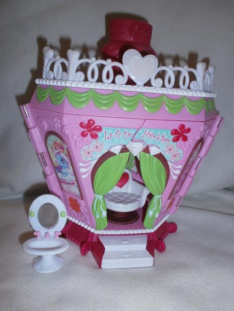 Kadernícky salón pre koníky, 