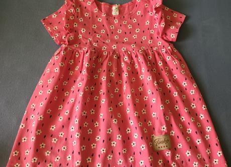 Kvietkované šaty, tinko,122