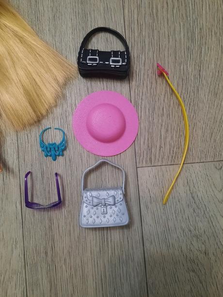 Doplnky pre barbie 1,