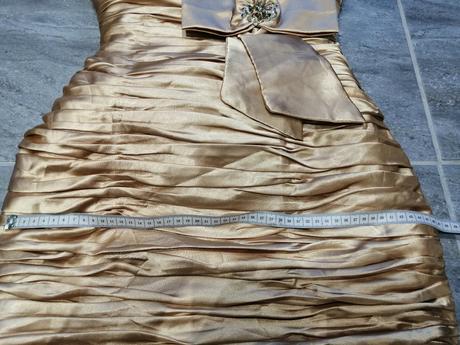 Zlatožlté saténové šaty vs, s