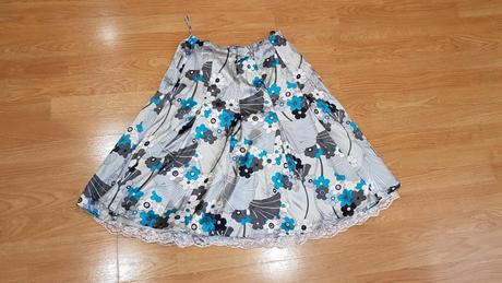 Dámska sukňa v. 40, 40