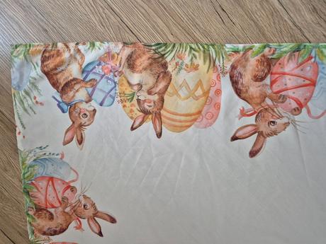 Velkonocne zaclonky a obrusy, 