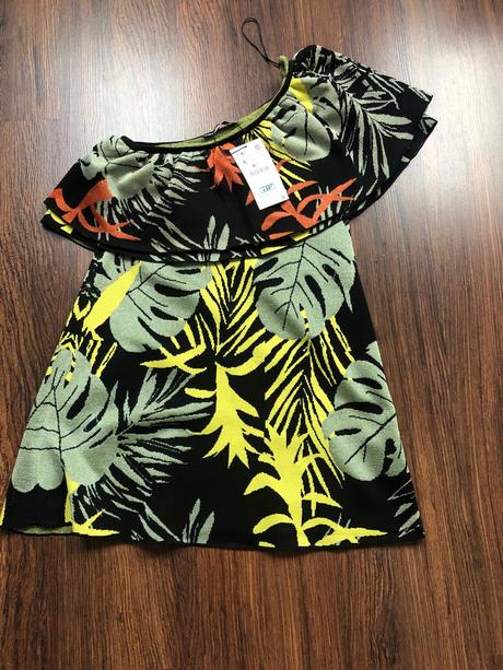 Nadherne saty, zara,s