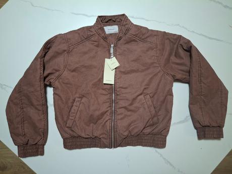 Bombera reserved, reserved,134 / 140 / 146 / 152