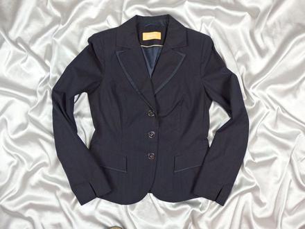 Biba luxusné tmavomodré sako, 36