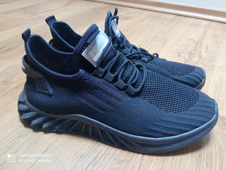 Vzdušné tenisky, 40