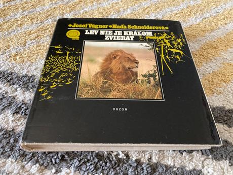 Lev nie je kráľom zvierat-prvé vyd.1981, 