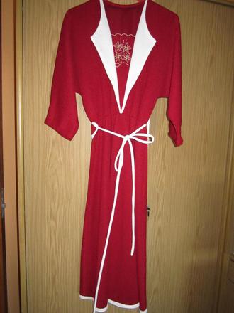 Sviatočné šaty, m