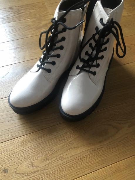 Biele traktorky workery, s.oliver,40