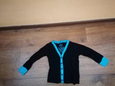 Chlapec svetrík, 98