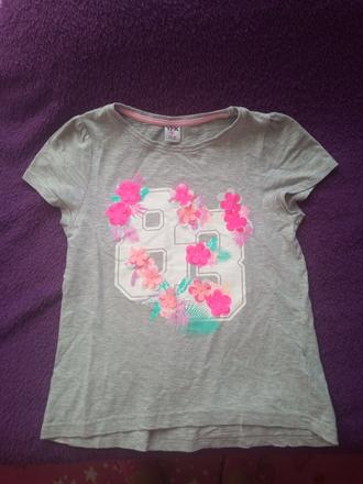 Tričko s kvietkami a číslom 83, 134