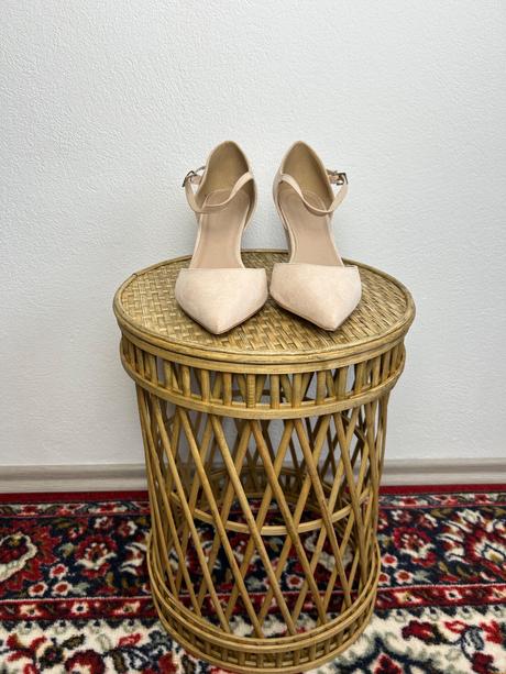 Nude krémové béžové lodičky sandále asos, 36