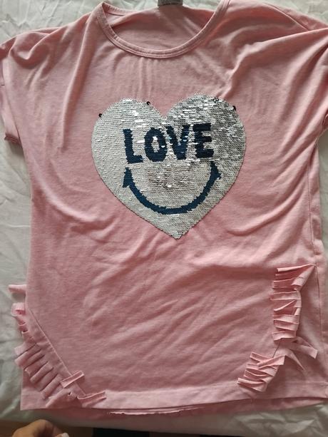 Meniace tričko love, 164