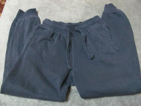Tmavomodré tepláky, h&m,140