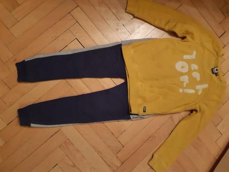 Tepláková súprava, 134