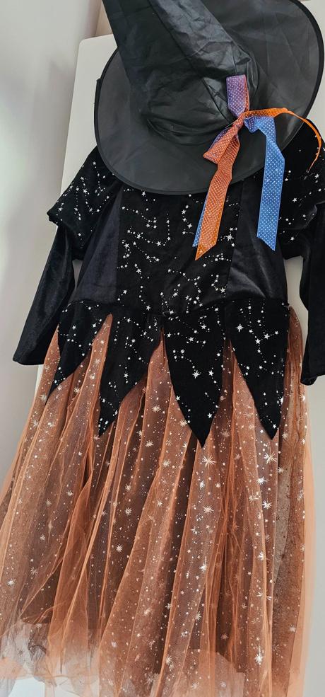 Kostým čarodejnice, 