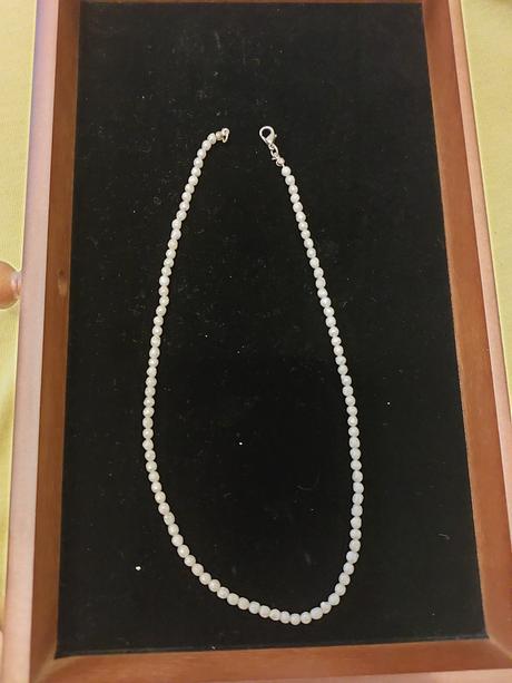 Perlový nahrdelnik, 