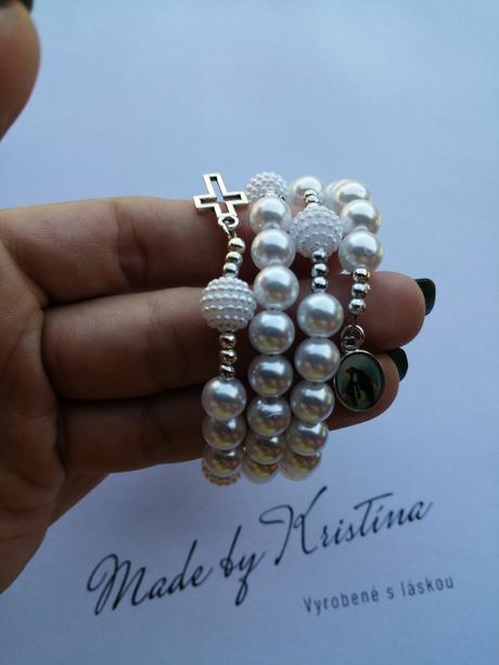 Ruženec na pamäťovom drôte, 