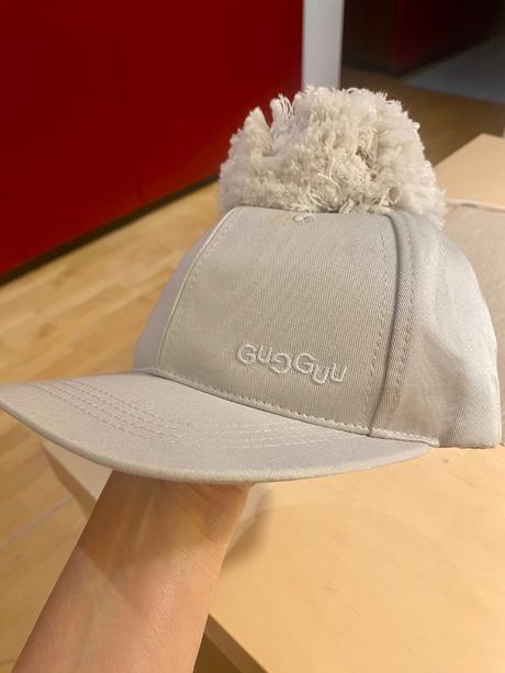 Šiltovka gugguu, s, s