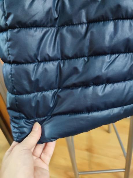 Prechodná vesta s kapucňou, 176