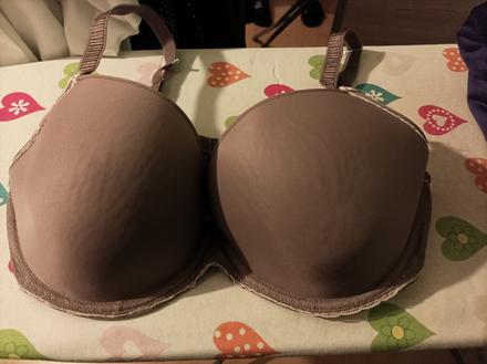 Podprsenka už aj s poštou, 85h