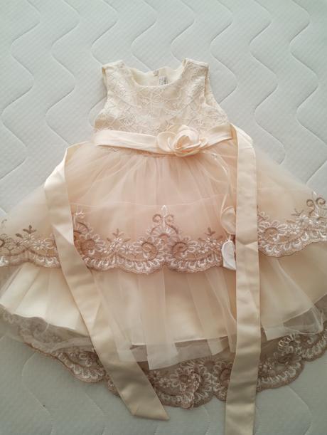 Dievčenské spoločenské šaty, 92