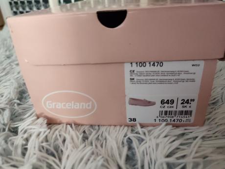 Mokasíny, graceland,38