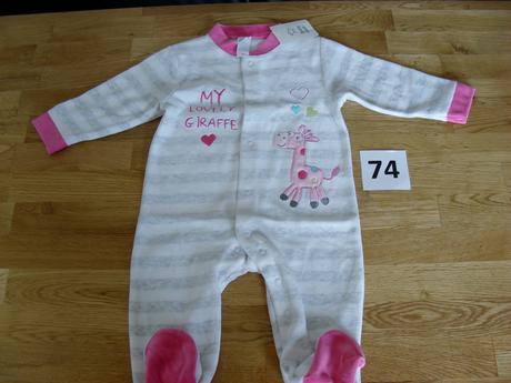 Teplý overal z príjemného materiálu, nenosený, c&a,74