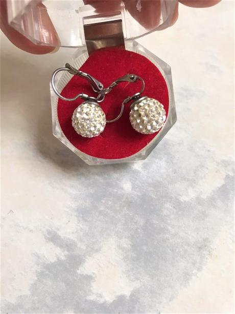 Štrasové náušnice, 