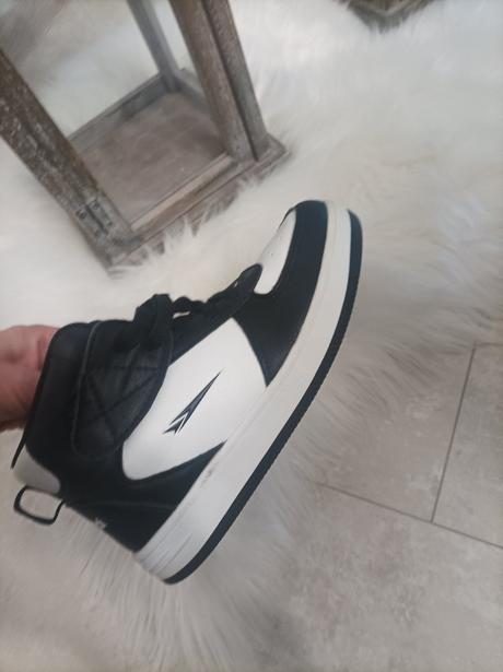 Tenistky, sprandi,34