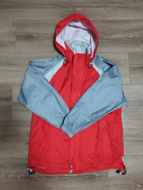 Tenká pláštenka do dažďa, 152