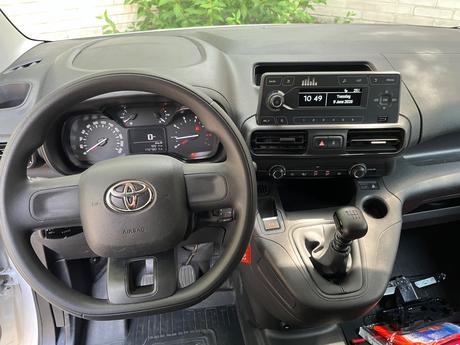 Predám auto toyota proace city,
