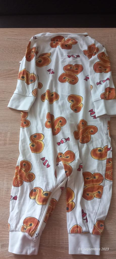 Vianočne pyžamo, lindex,74