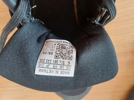 Botasky, adidas,38