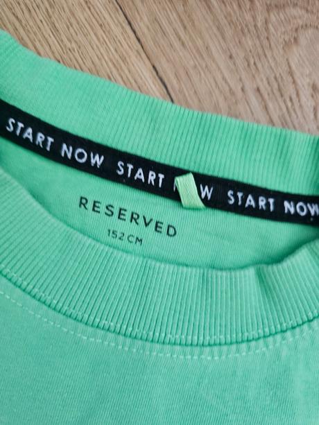 Tricko, reserved,152