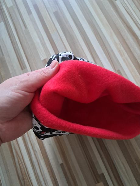 Čiapka micky mouse,