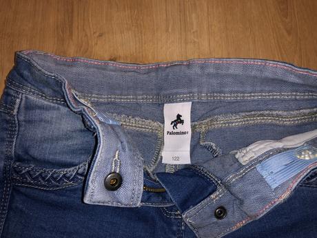 Pekné rifle, palomino,122