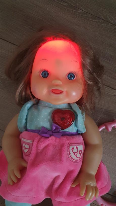 Interaktívna bábika lekarka,