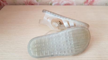 Dievčenské sandálky mini sed veľkosť 27, 27