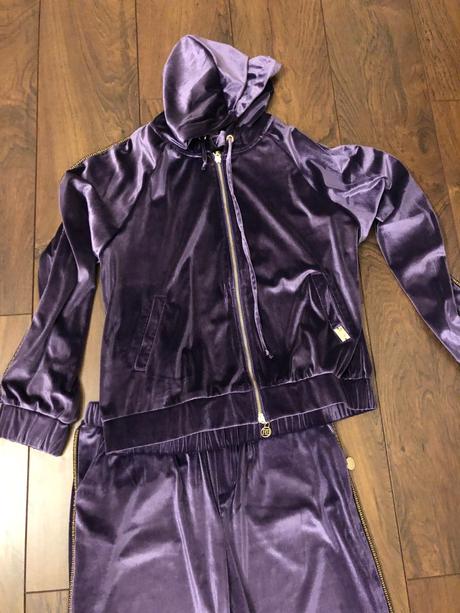 Nádherná fialová tepláková súprava roberta biagi, m