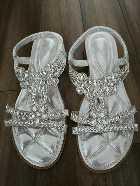 Strieborné sandálky, 44