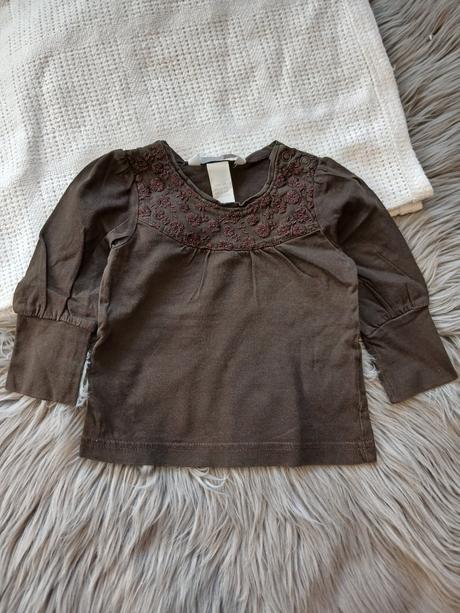 Dievčenské tričko s kvetmi tmavohnedé h&m (68), h&m,68