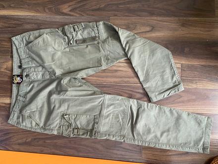 Superdry nohavice kapsáče, superdry,42