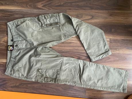 Superdry nohavice kapsáče, superdry,42