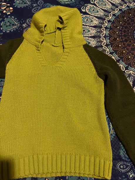 Svetlozelený sveter, gina,s