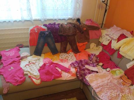 Megabalík oblečenia, 68–80