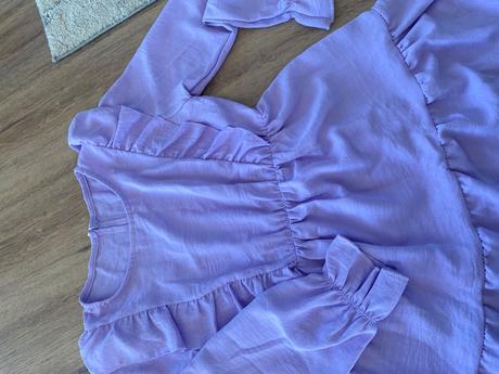 Ľahké letné saty, 146