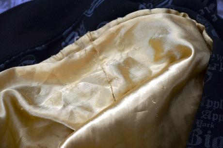 Zaujímavá mikina-m, m